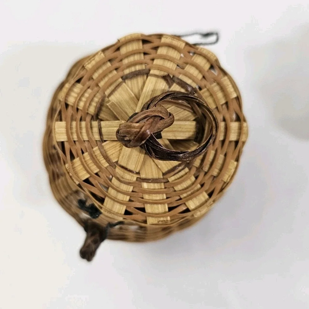 Miniature Pine Needle Baskets Grenade Cricket Cage Design Folk Art Lot Of 2 Vtg